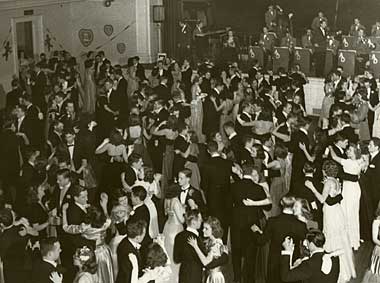 Photo of a Vassar 1941 junior prom 