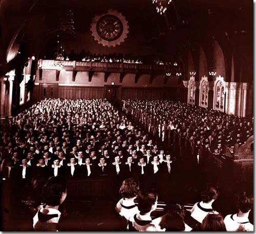 Photo of graduation in the Chapel from 1933